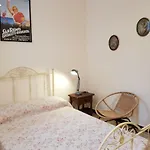 Medieval Pieve Essenza Di Riviera - Holiday Home With Garden, Wifi & Parking アパート *