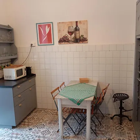 Medieval Pieve Essenza di Riviera - holiday home with garden, WiFi&parking