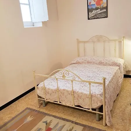 Daire Medieval Pieve Home, With Garden & Wi Fi Pieve di Teco