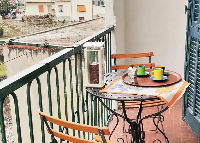 Appartamento Medieval Pieve Essenza di Riviera - holiday home with garden, WiFi&parking *