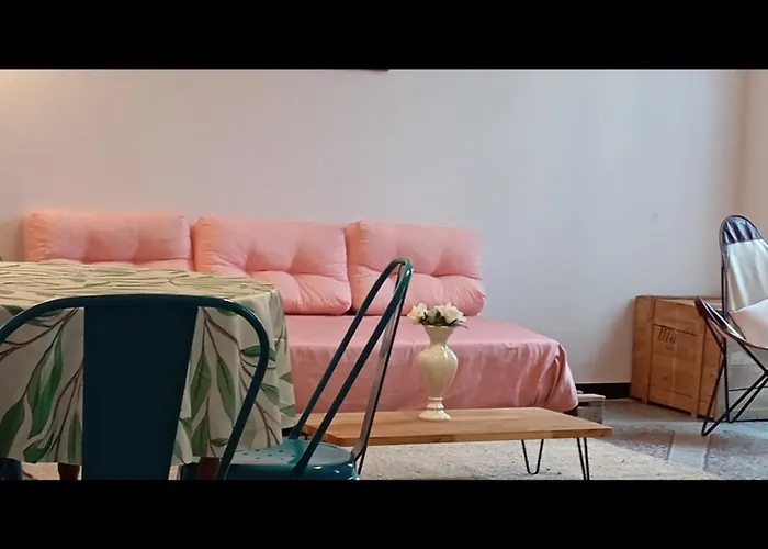 Medieval Pieve, With Garden, Wifi & Parking Appartement *