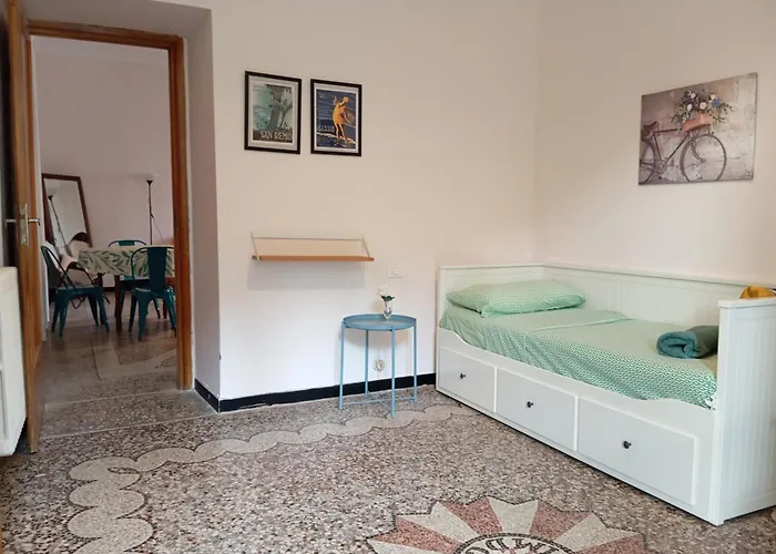 Medieval Pieve Essenza di Riviera - holiday home with garden, WiFi&parking Pieve di Teco