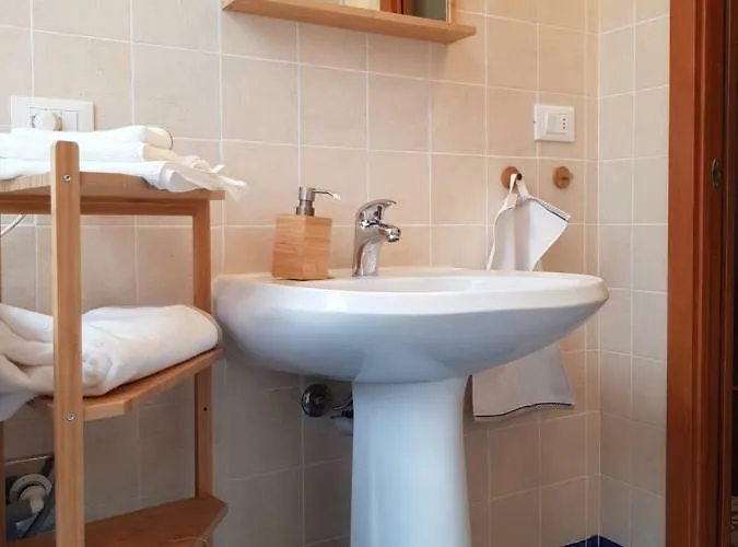 Medieval Pieve Essenza di Riviera - holiday home with garden, WiFi&parking Pieve di Teco